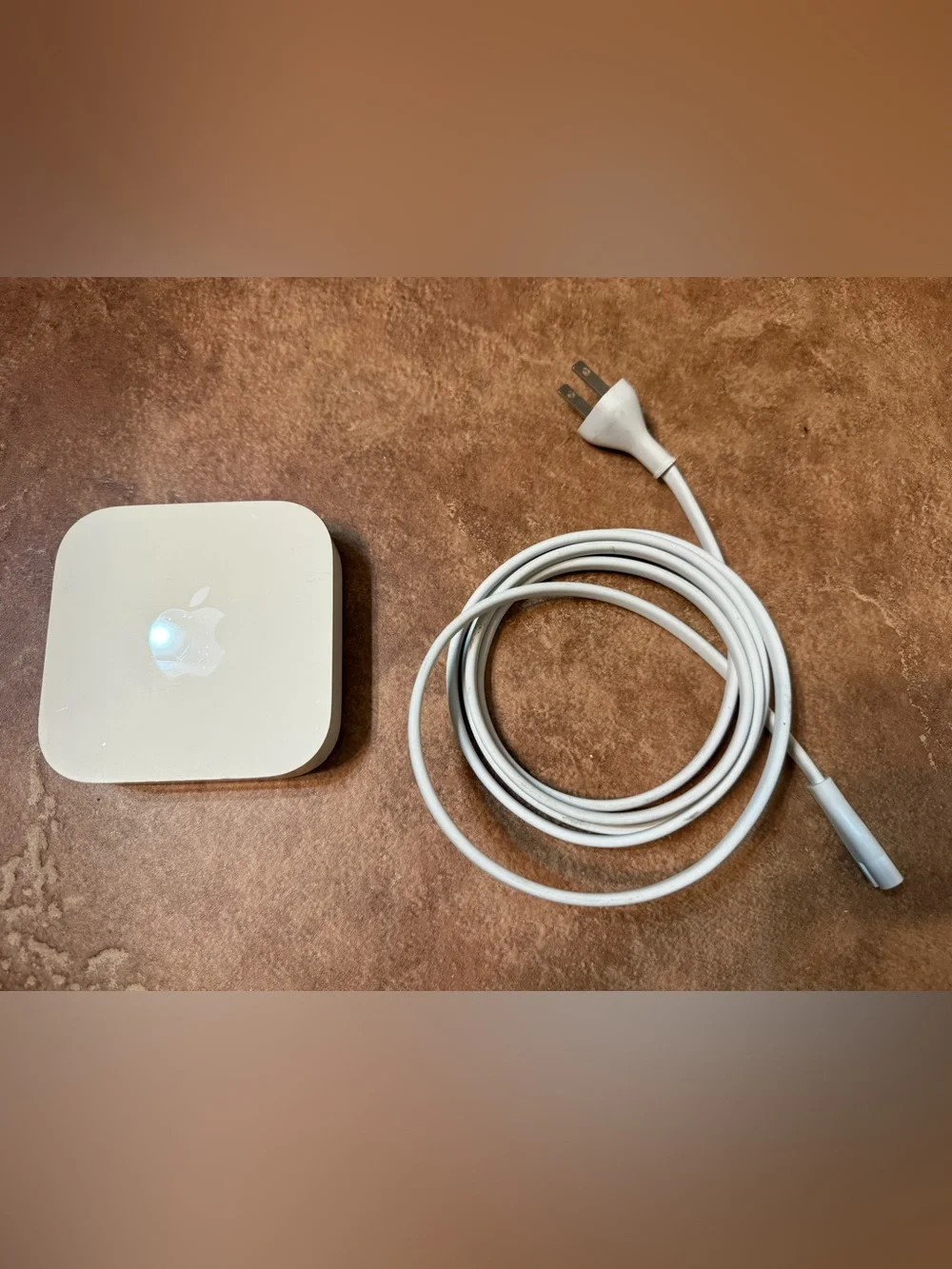 Apple Airport Express A1392 2nd Generation 802.11n WiFi Router